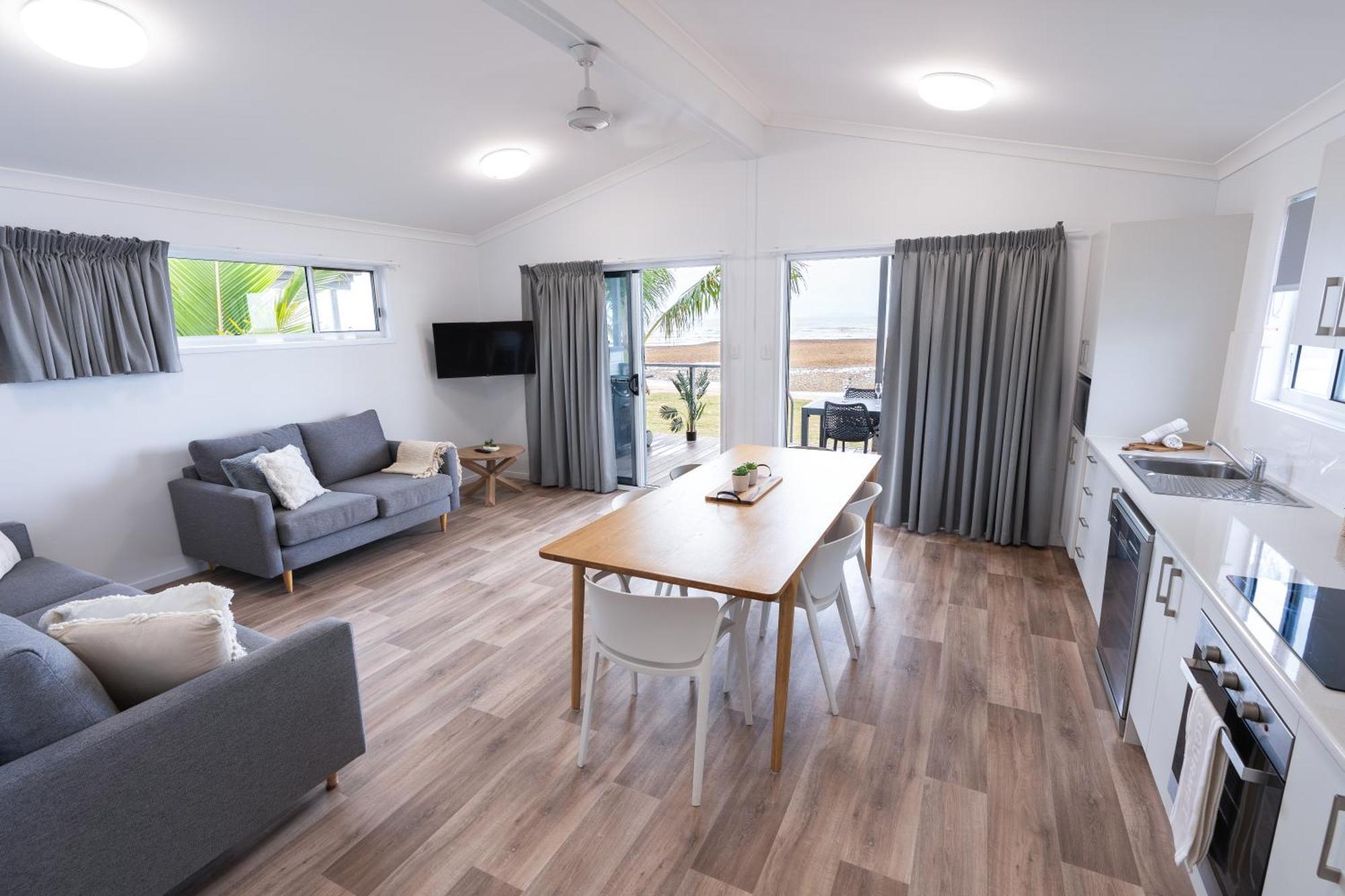 Tasman Holiday Parks - Rollingstone Luaran gambar