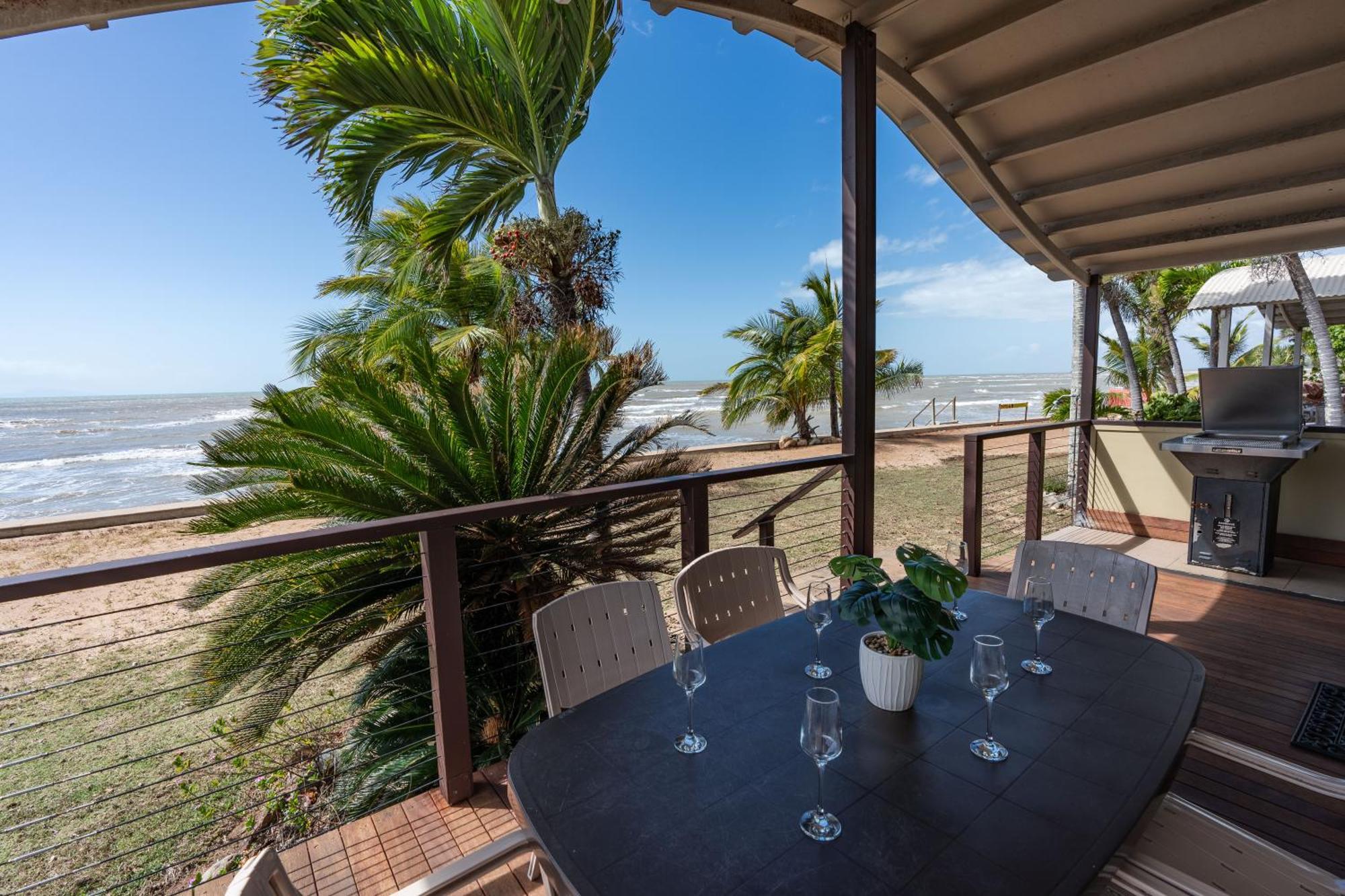 Tasman Holiday Parks - Rollingstone Luaran gambar